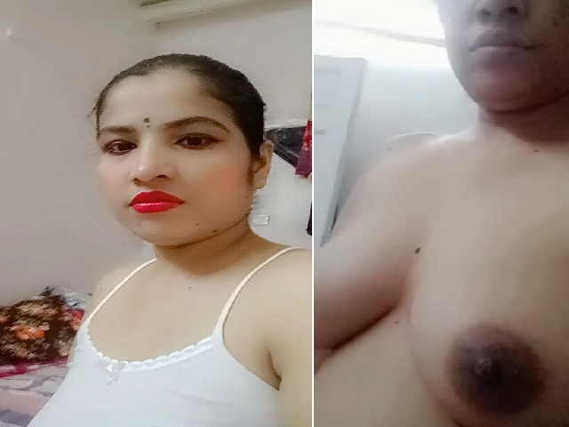 Bengali boudi pussy rubbing after nude bath