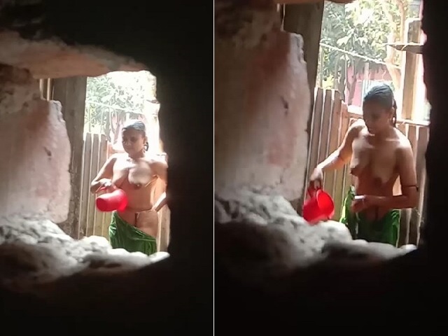 village babhi bathing caught by voyeur viral